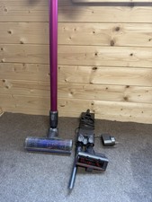 Dyson V6 Absolute Cordless