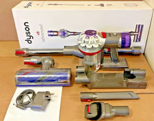 Dyson V8  Advanced Cordless