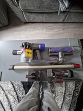 Dyson V8 animal Cordless